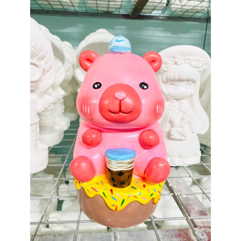 Tượng Tô Màu Capy Bara Đội Nón