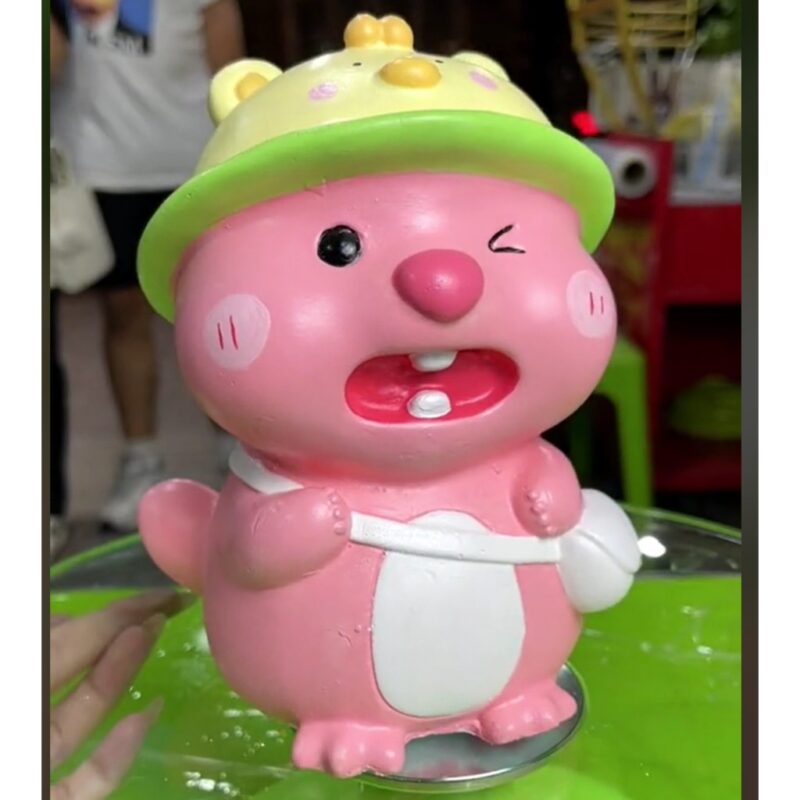 Tô Tượng Loopy Đội Nón
